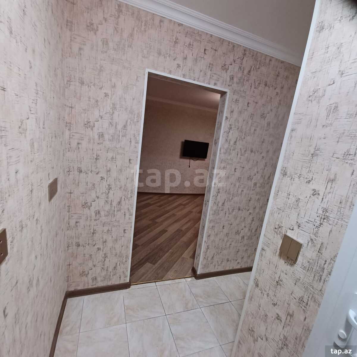 1-otaqlı mənzil kirayə verilir, Parlament pr., 33 m²