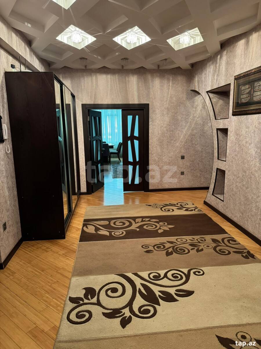 3-otaqlı yeni tikili, Heydər Əliyev pr., 135 m²