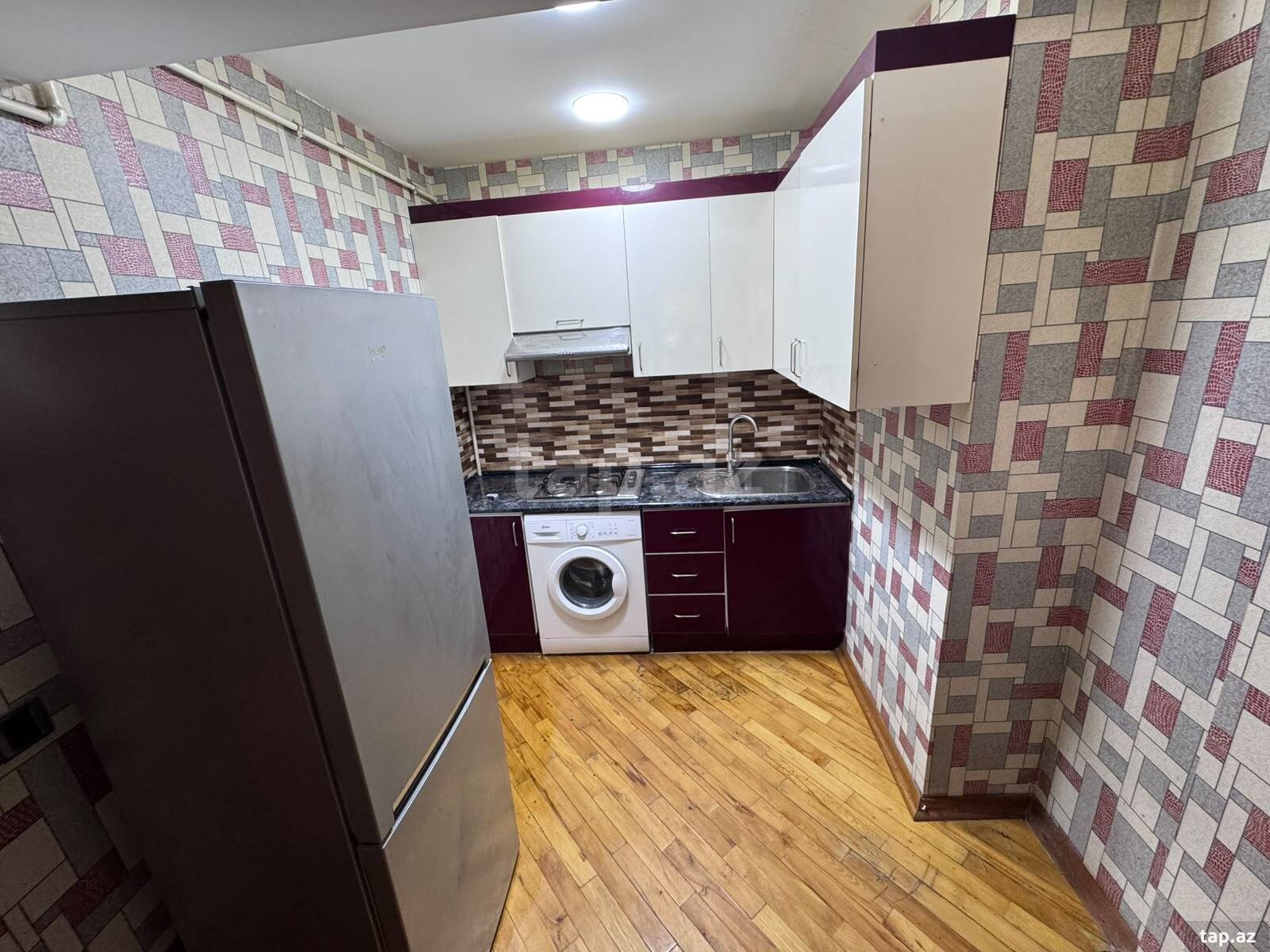 2-otaqlı yeni tikili kirayə verilir, Qara Qarayev m., 70 m²