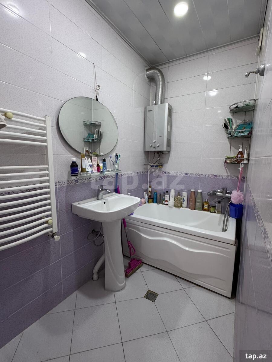 3-otaqlı mənzil, Əhmədli m., 82 m²