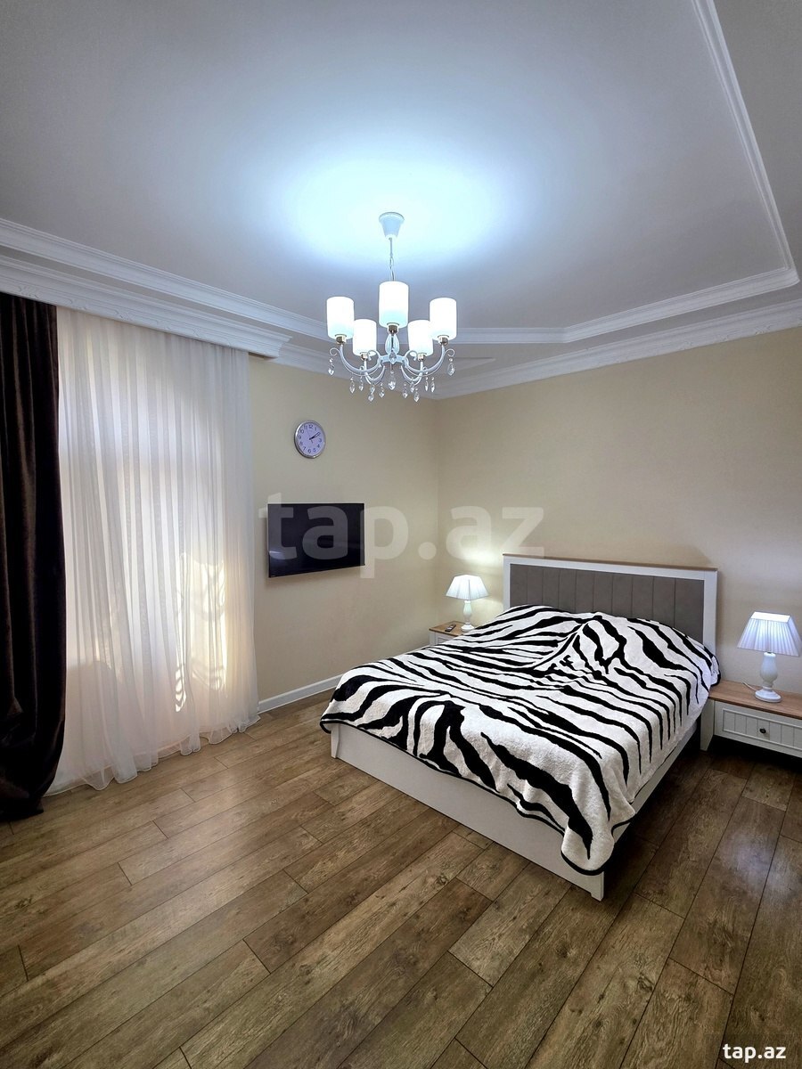Villa, Novxanı qəs.