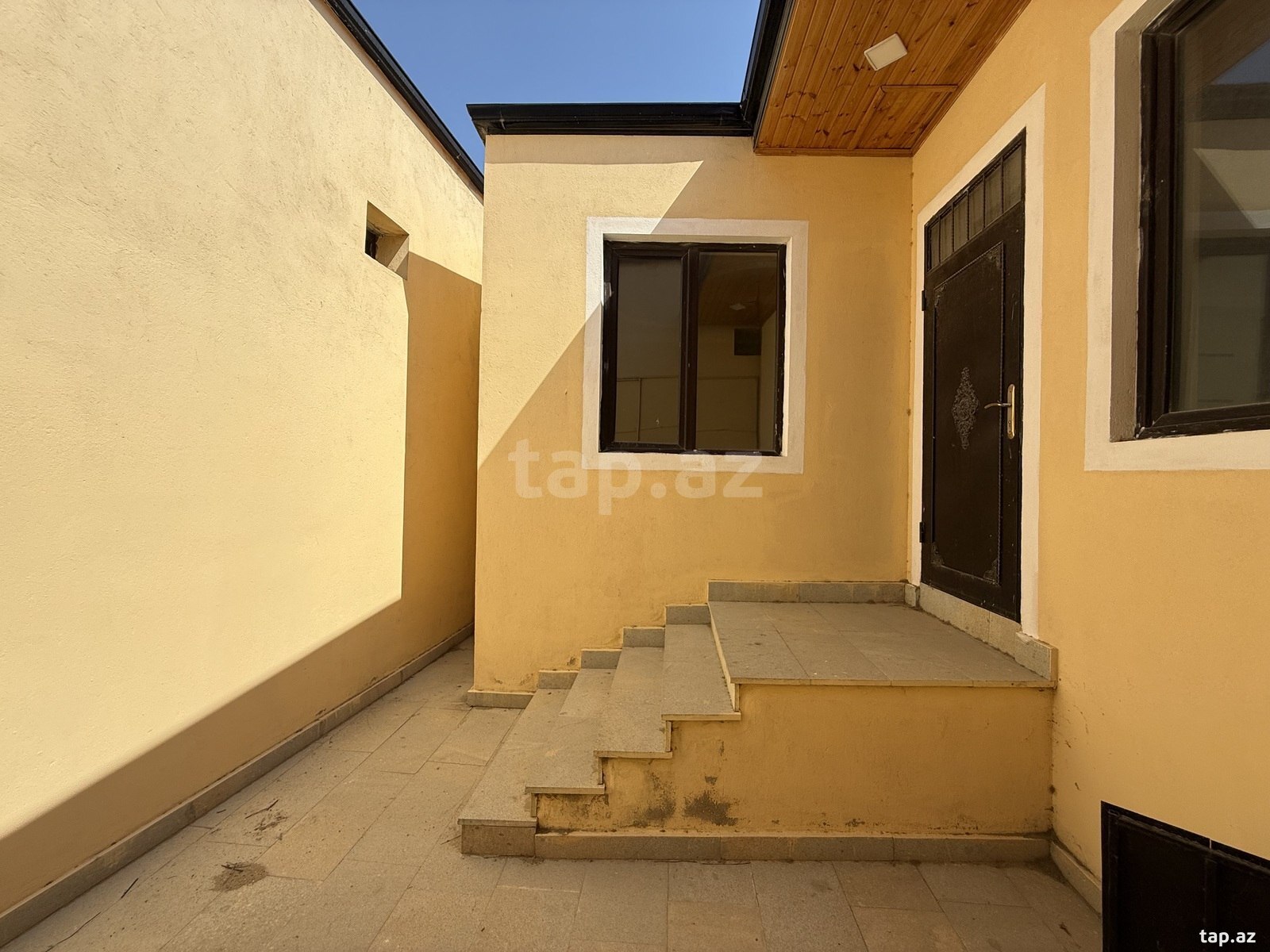 Həyət evi, Binəqədi qəs.