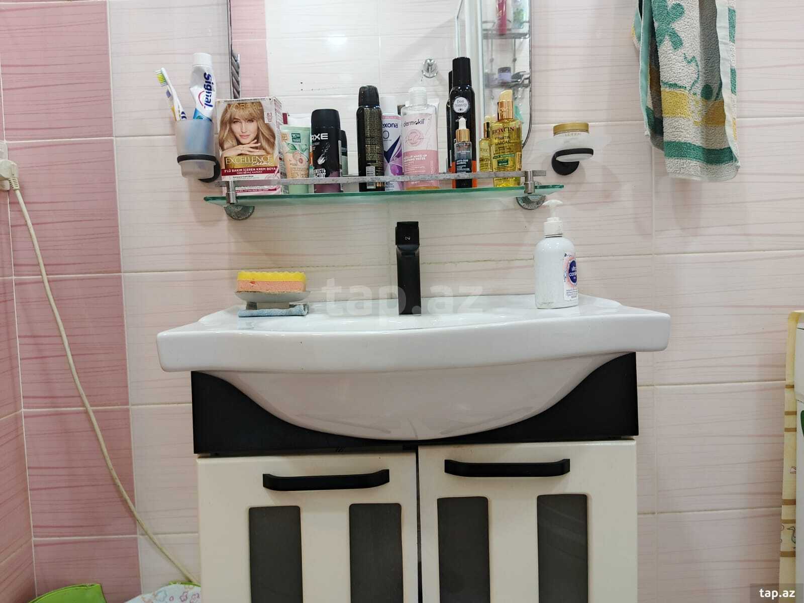 2-otaqlı yeni tikili kirayə verilir, Əbdülvahab Salamzadə küç., 60 m²