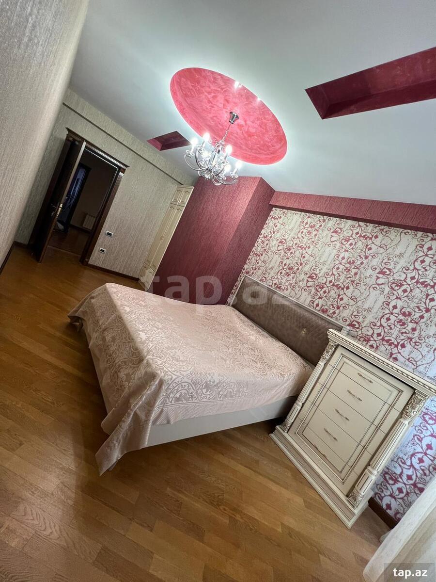 4-otaqlı yeni tikili, Bakıxanov küç., 240 m²
