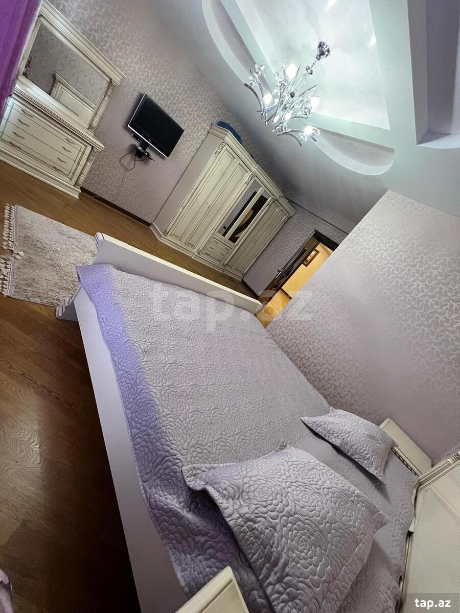 4-otaqlı yeni tikili, Bakıxanov küç., 240 m²