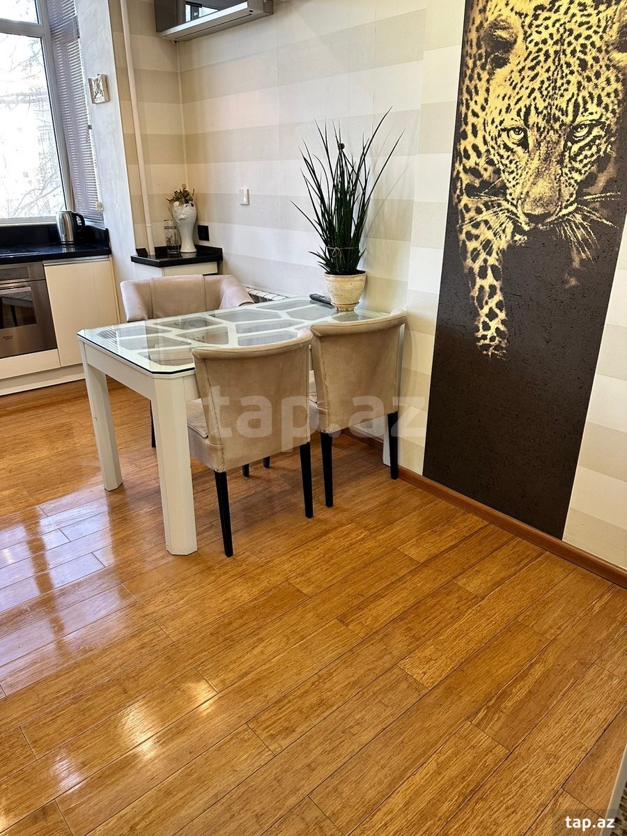 3-otaqlı yeni tikili, Qurban Xəlilov küç. 2, 90 m²
