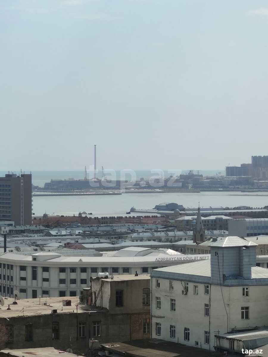3-otaqlı yeni tikili, 28 May m., 144 m²