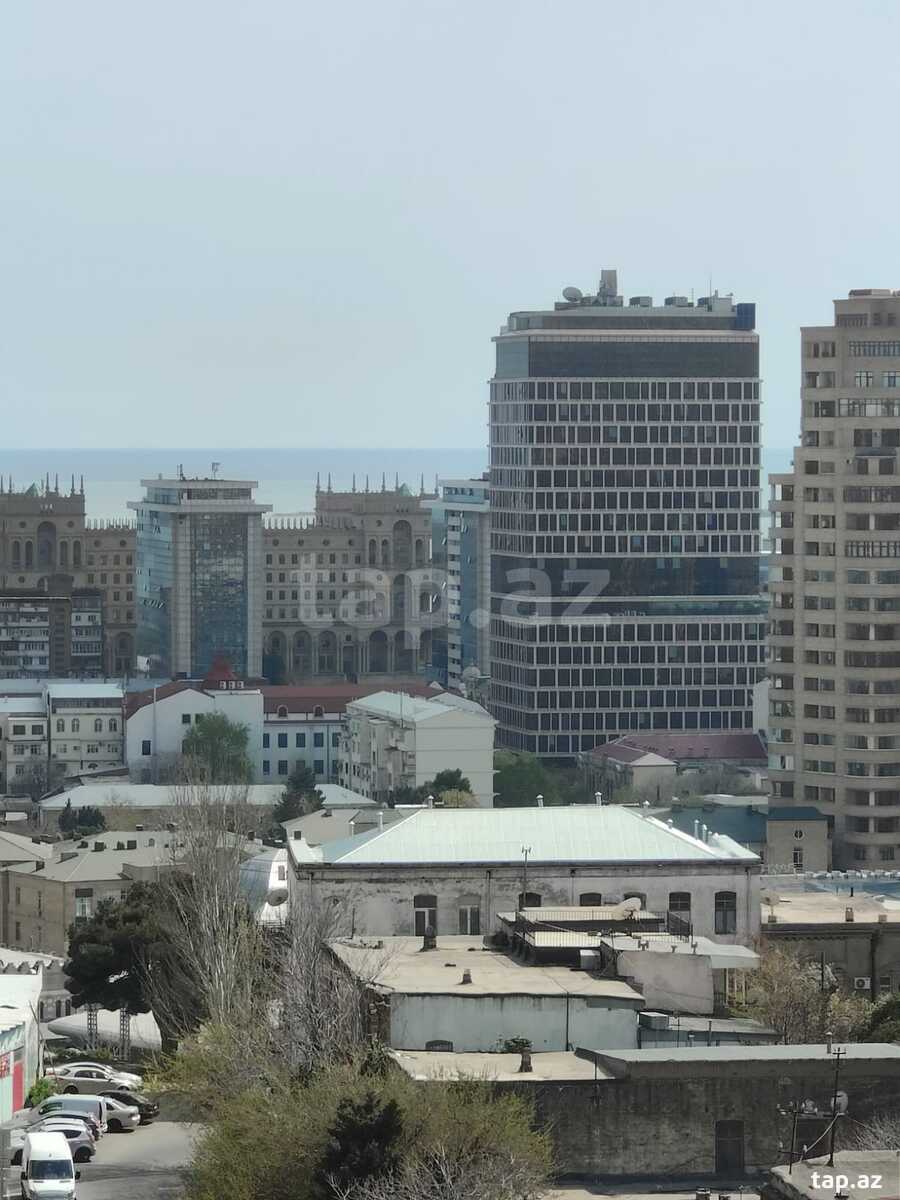 3-otaqlı yeni tikili, 28 May m., 144 m²