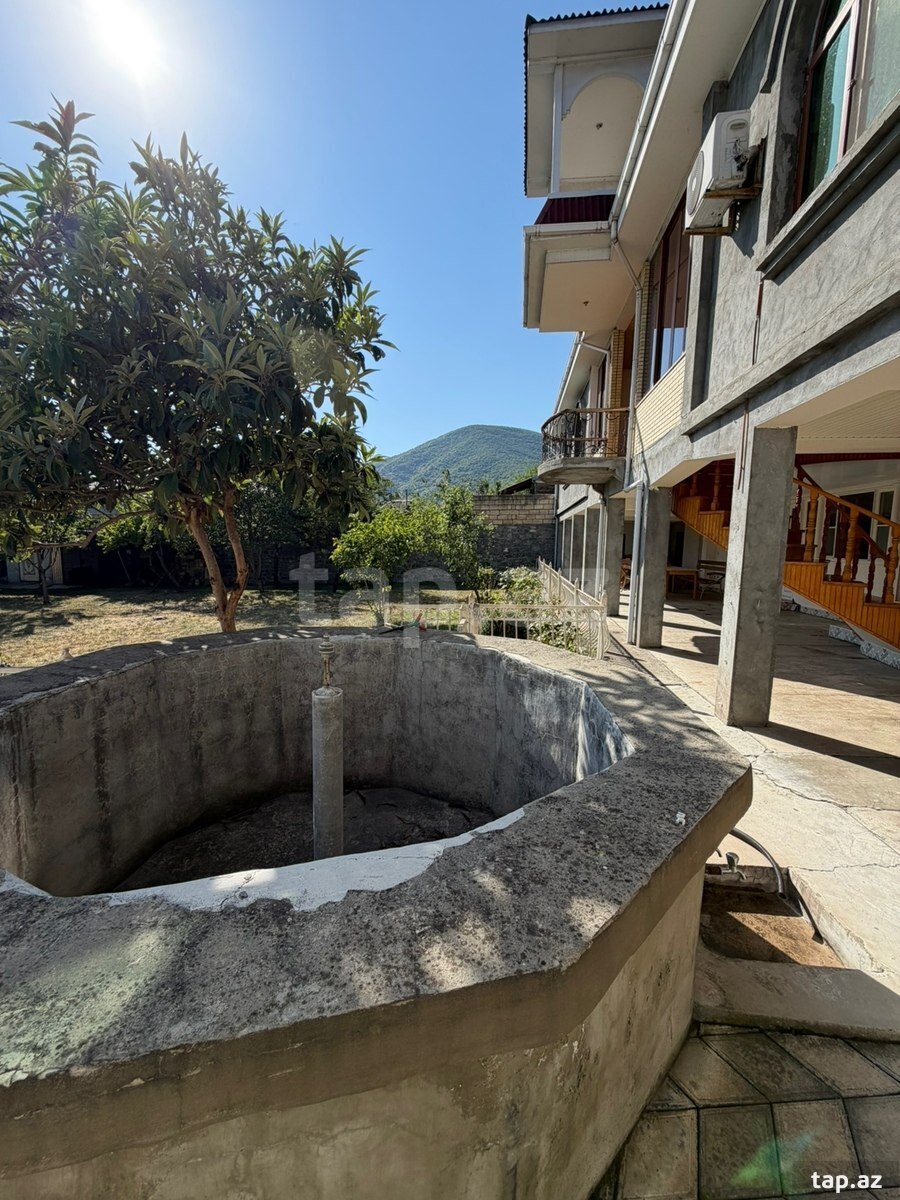 Həyət evi, Şəki ş.