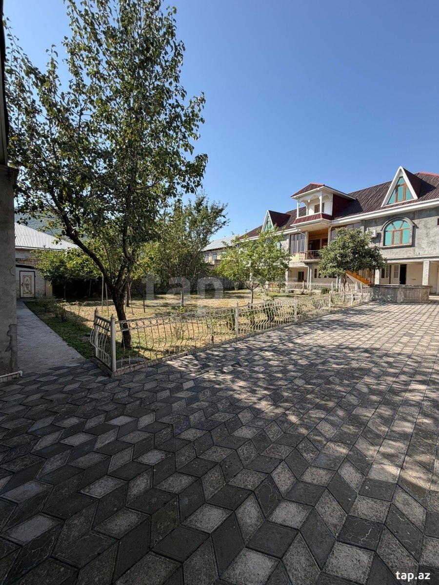Həyət evi, Şəki ş.