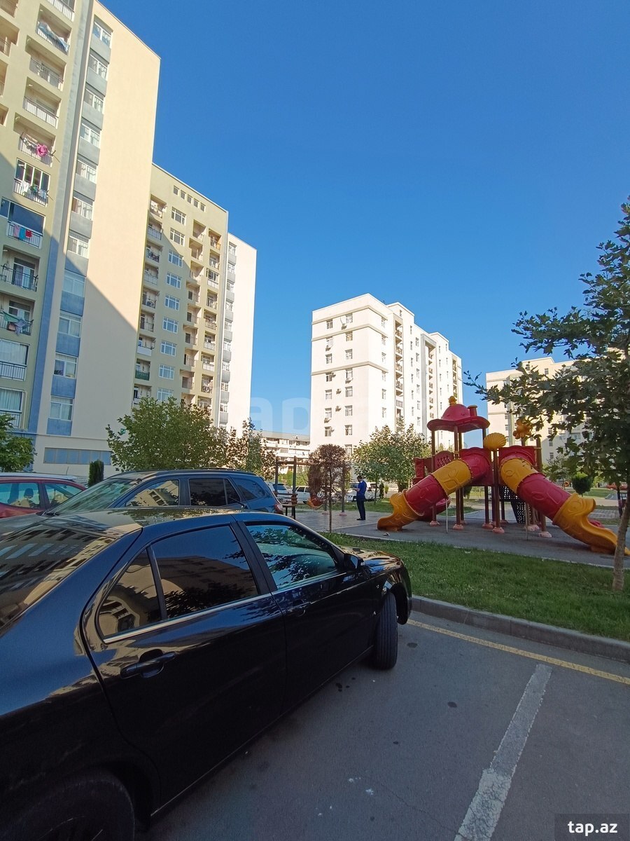 3-otaqlı yeni tikili, Gəncə ş., 75 m²