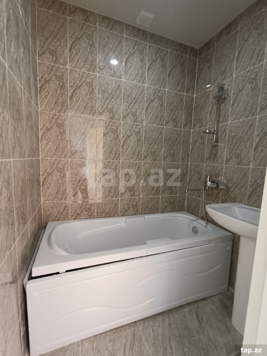 3-otaqlı yeni tikili, Gəncə ş., 75 m²
