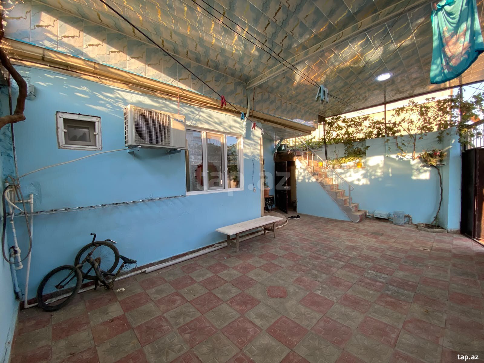 Həyət evi, Binəqədi qəs.