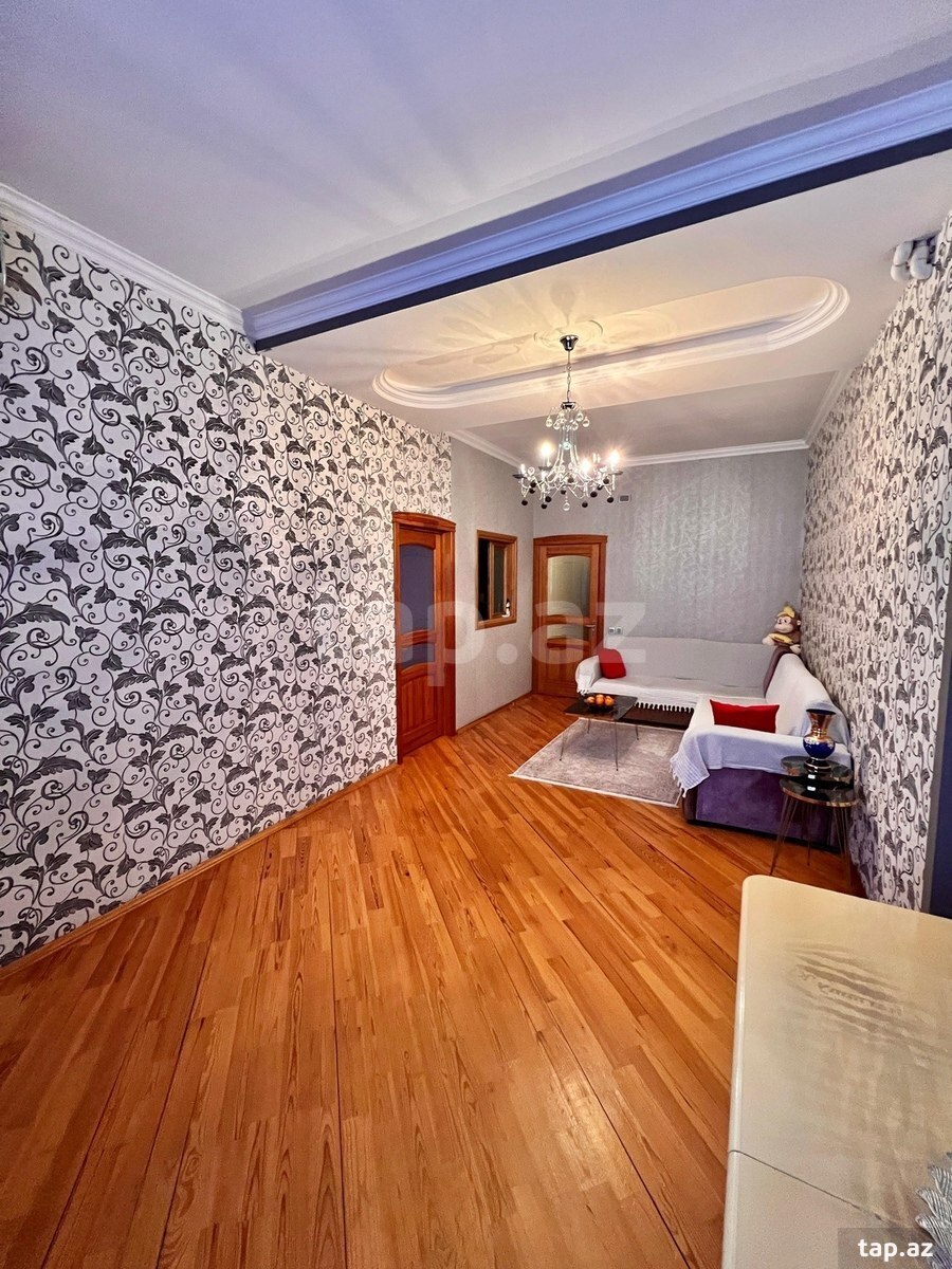 3-otaqlı mənzil, B. Nuriyev küç. 16A, 80 m²