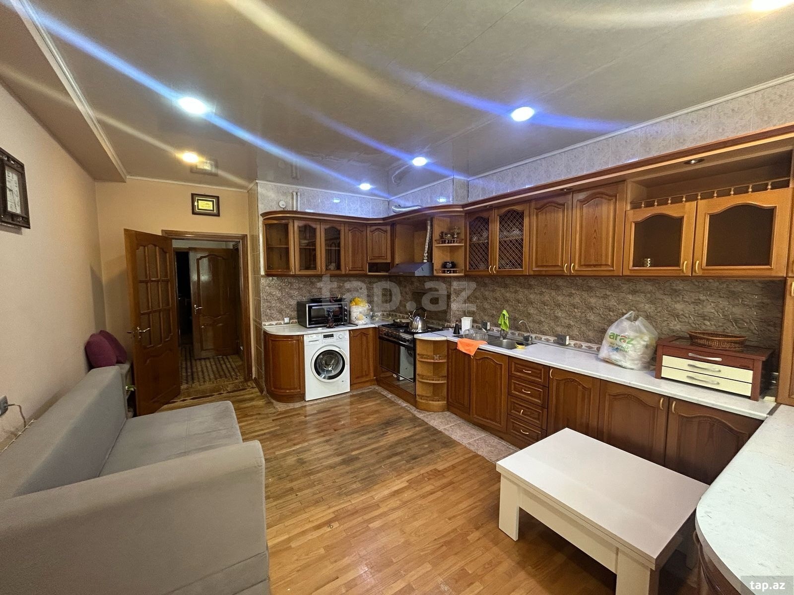 4-otaqlı yeni tikili, Nəsimi r., 160 m²