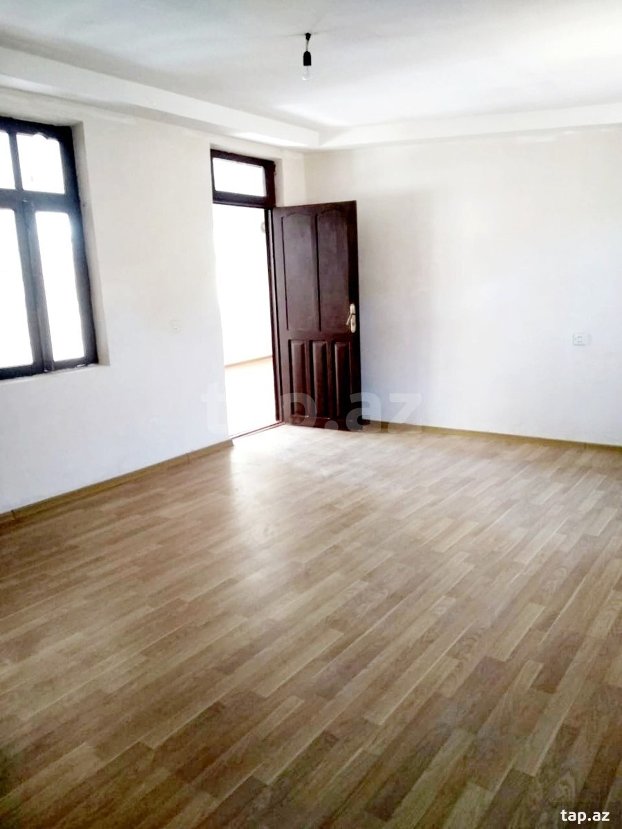 Həyət evi kirayə verilir, Biləcəri qəs.