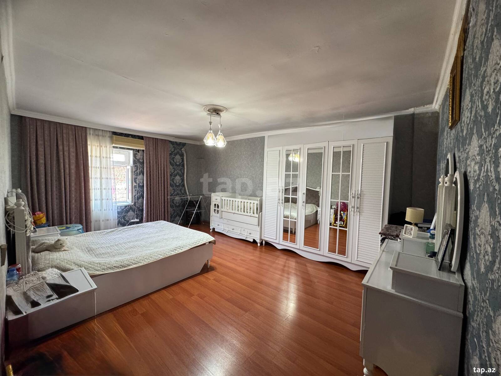 4-otaqlı mənzil, Keşlə qəs., 142 m²