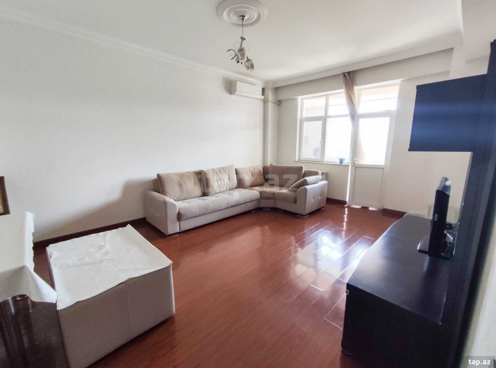2-otaqlı yeni tikili kirayə verilir, Rüstəm Rüstəmov küç., 75 m²