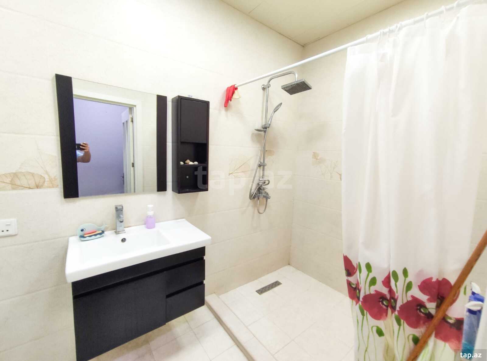 2-otaqlı yeni tikili kirayə verilir, Rüstəm Rüstəmov küç., 75 m²