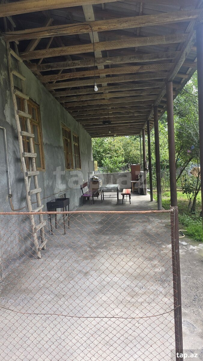 Bağ evi, Oğuz r.