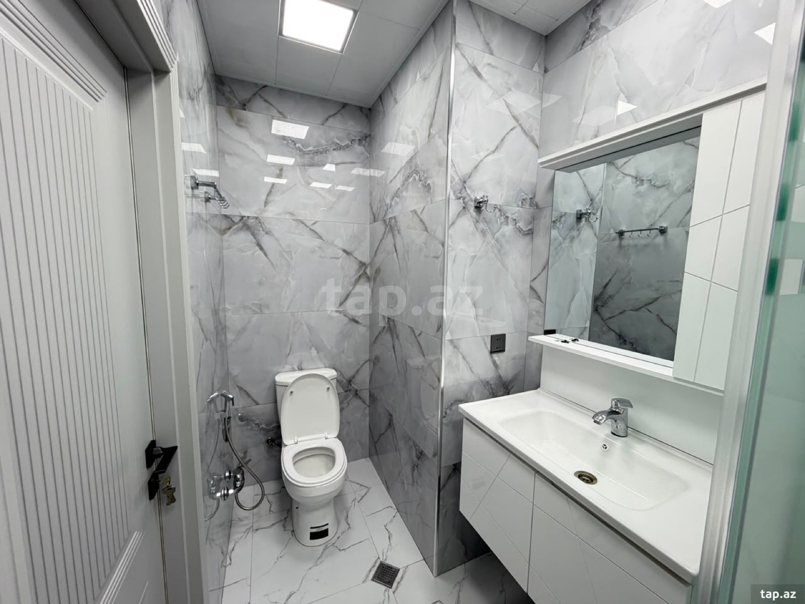 3-otaqlı yeni tikili kirayə verilir, Dadaş Bünyadzadə küç., 85 m²