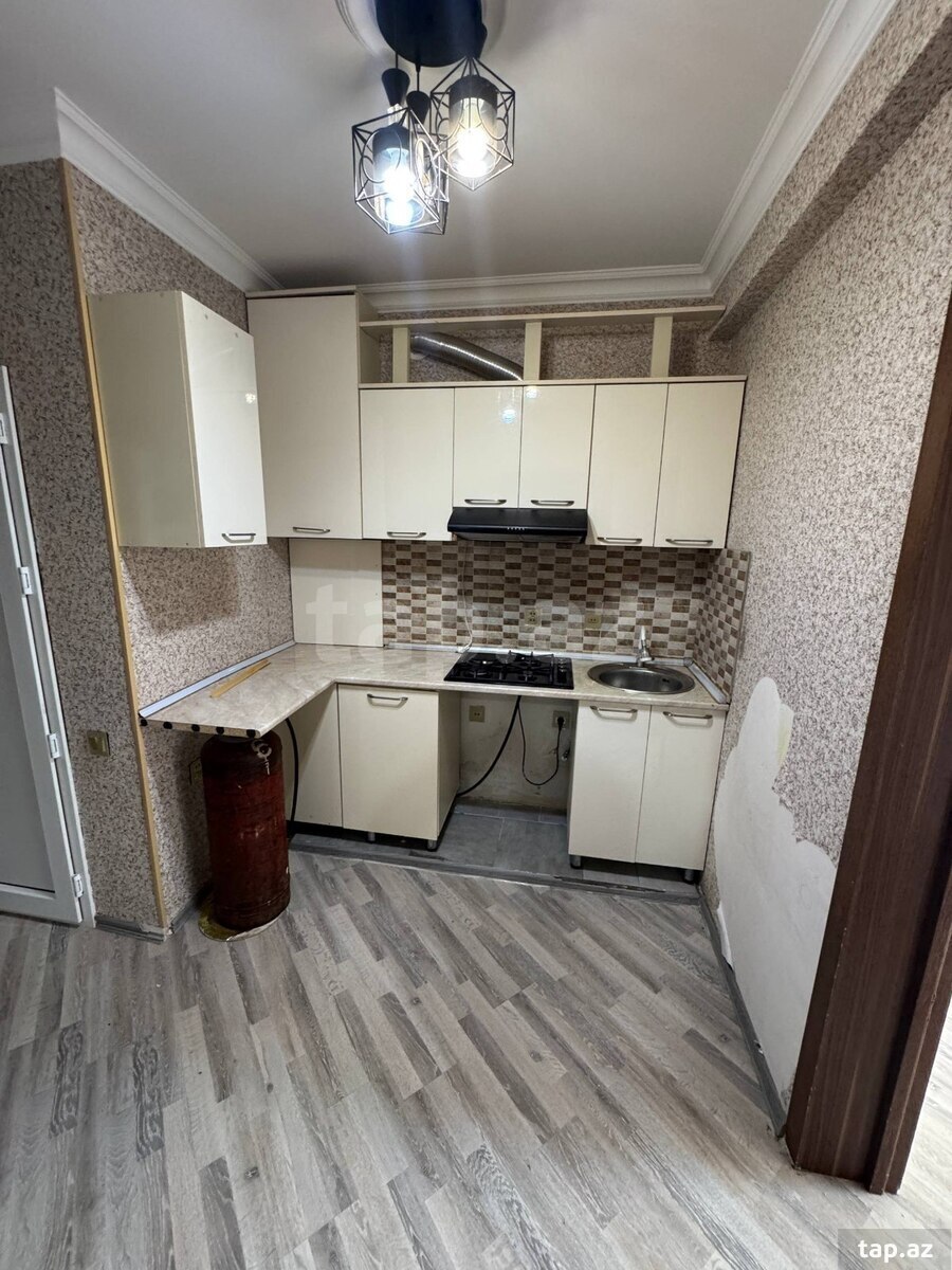3-otaqlı yeni tikili, Qurtuluş küç. 93, 50 m²