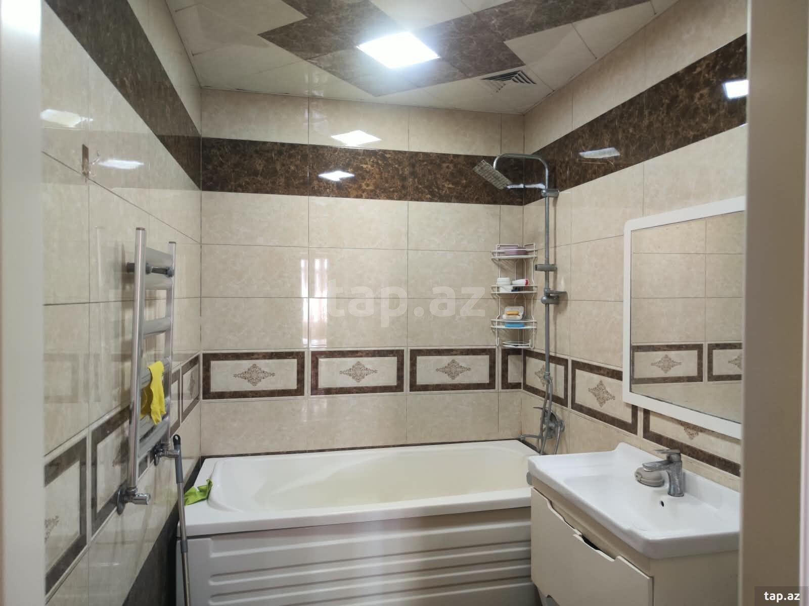 3-otaqlı mənzil, Həsən bəy Zərdabi küç., 139 m²