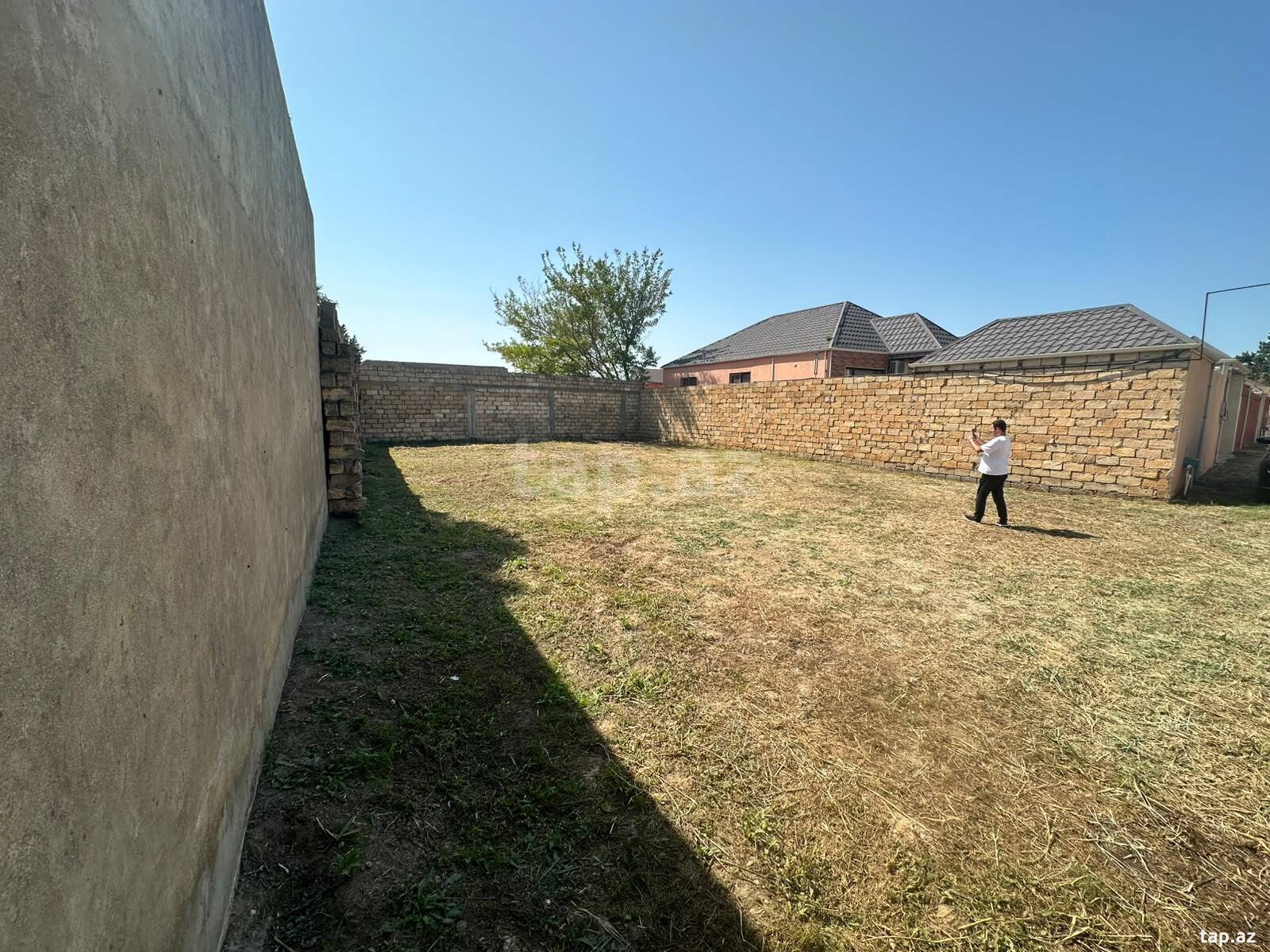 Land for sale, Baku