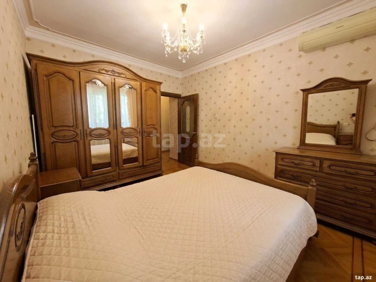 3-otaqlı mənzil, Sarayevo küç., 80 m²