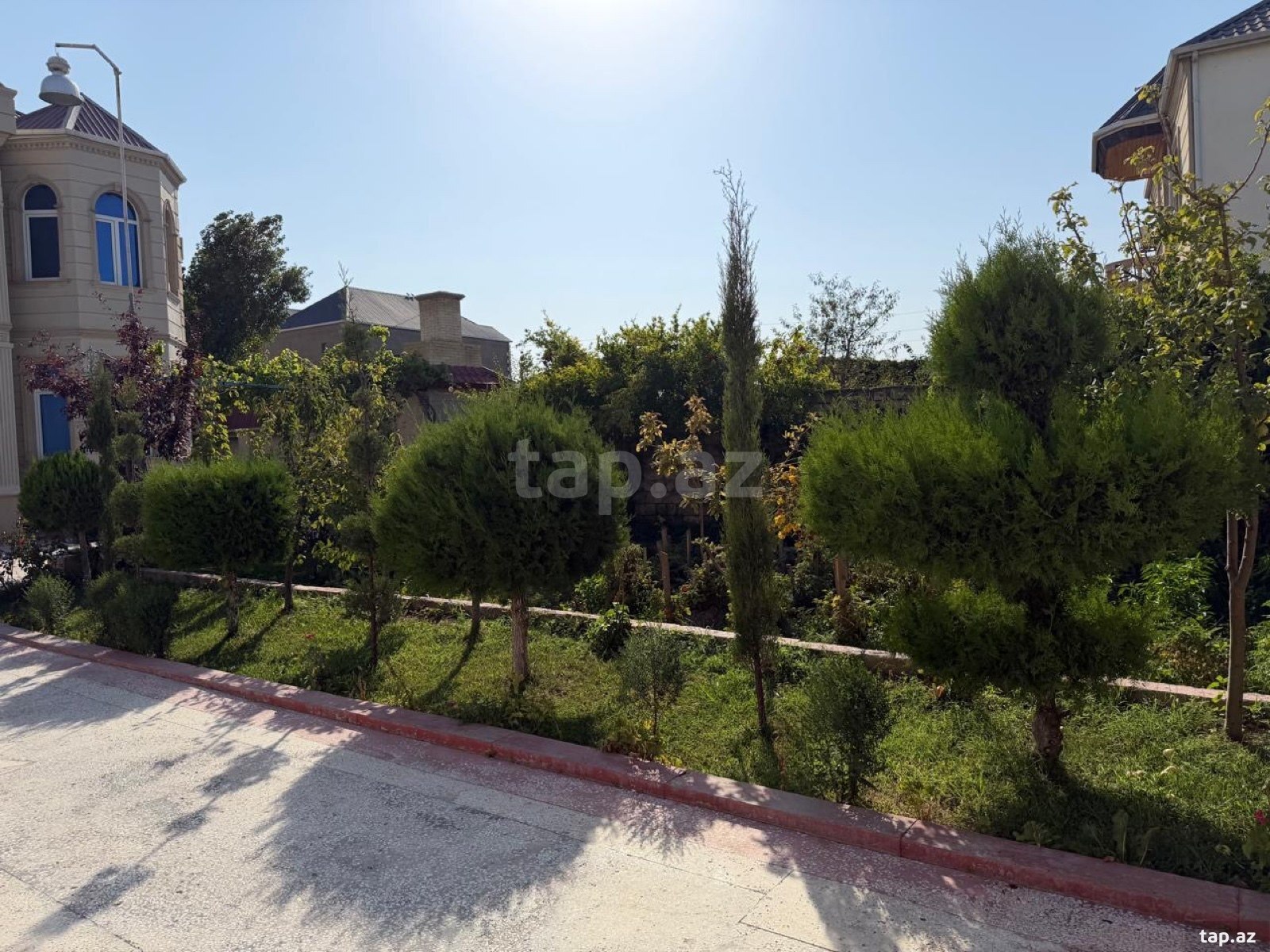 Bağ evi, Corat qəs.