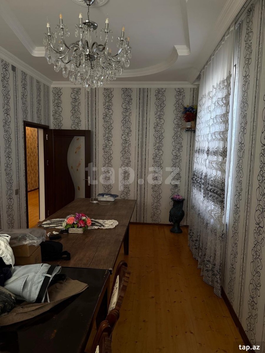 Bağ evi, Corat qəs.
