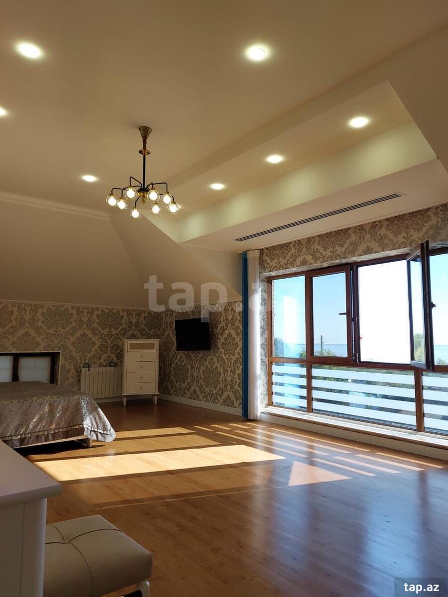 Villa, Astara r.