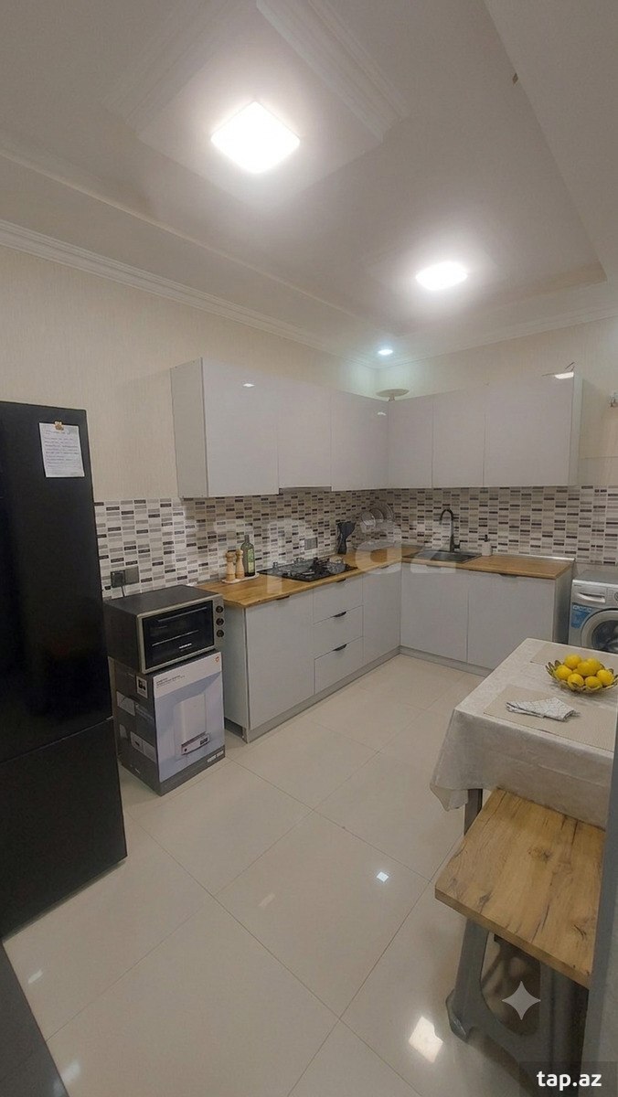 3-otaqlı yeni tikili, MirCəlal küç., 90 m²