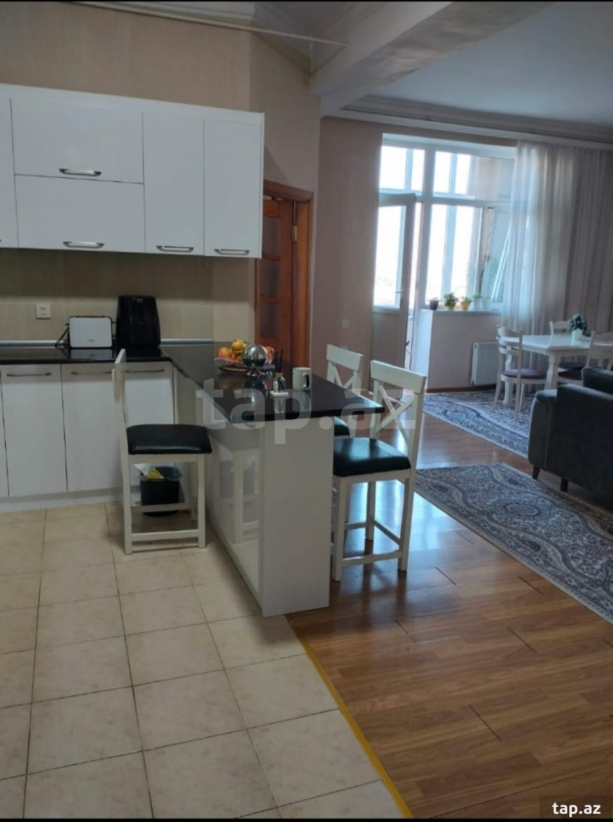 3-otaqlı yeni tikili, Qara Qarayev pr., 67.7 m²