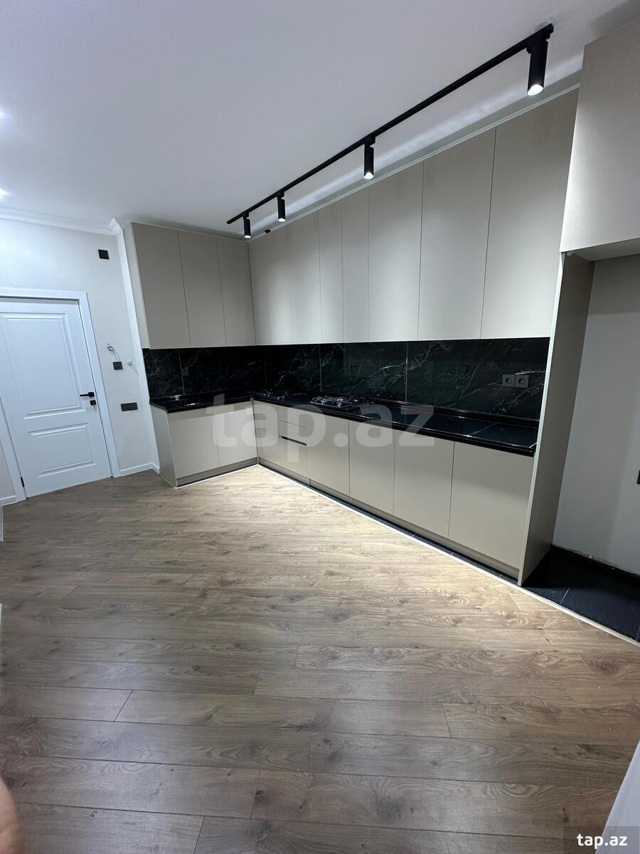 3-otaqlı yeni tikili, M.Xiyabani küç., 92 m²