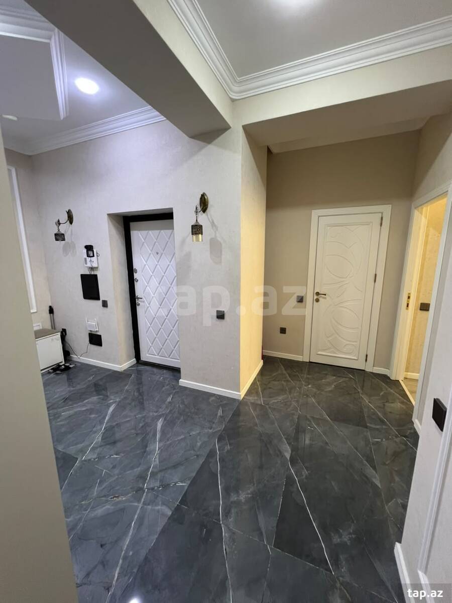 4-otaqlı yeni tikili, Babək pr., 81 m²