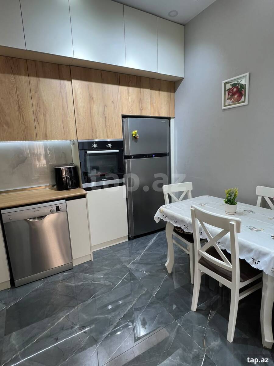 4-otaqlı yeni tikili, Babək pr., 81 m²