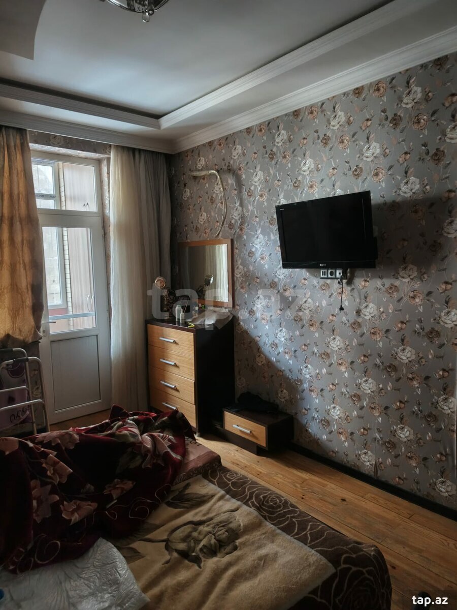 2-otaqlı yeni tikili, İnşaatçılar m., 90 m²