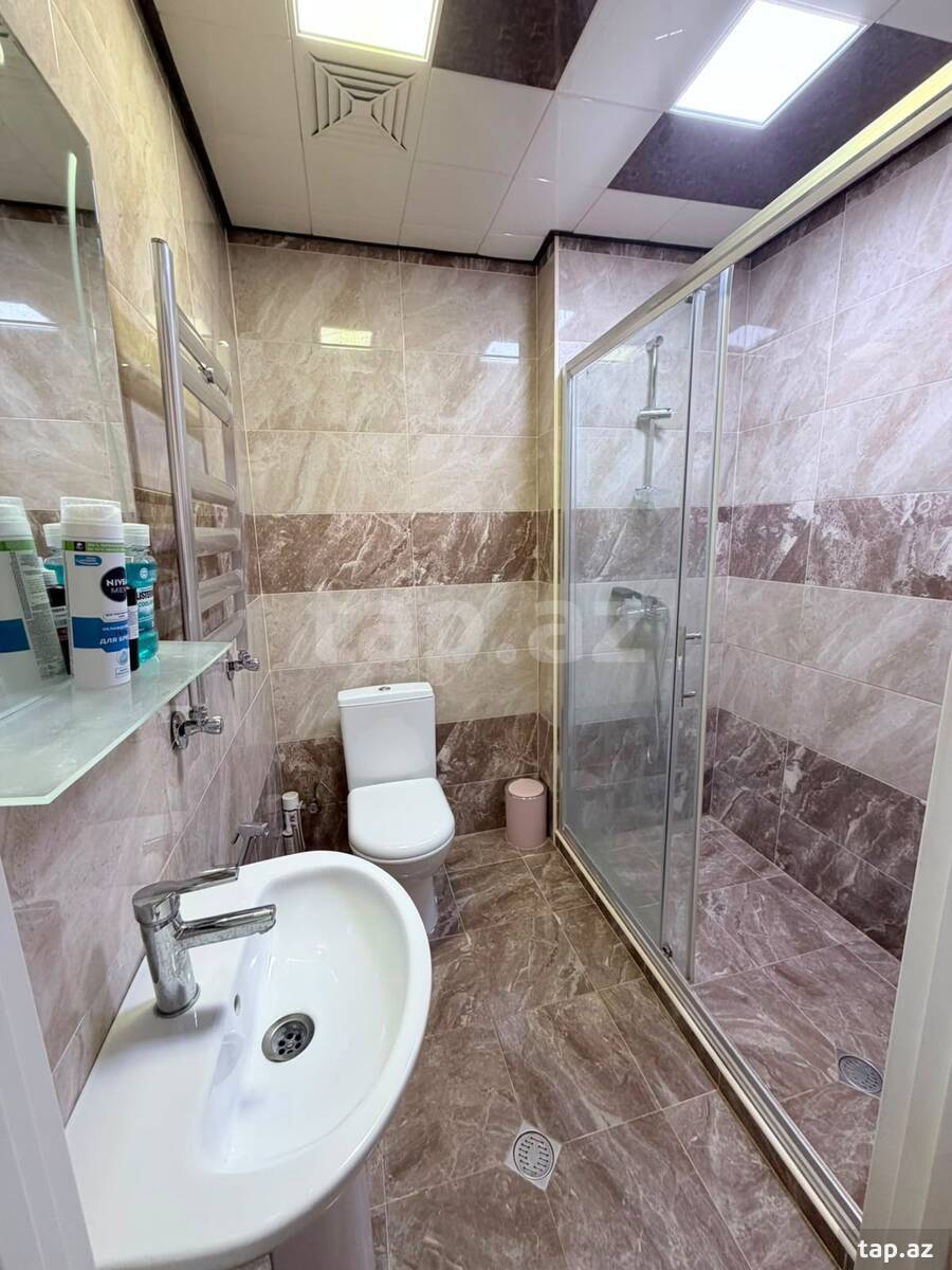 2-otaqlı yeni tikili, Rüstəm Rüstəmov küç., 73 m²