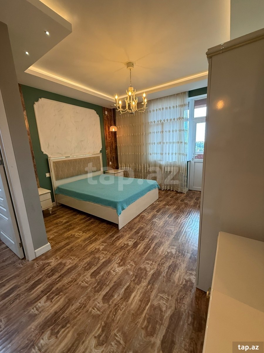 2-otaqlı yeni tikili, Heydər Əliyev küç. 136/A, 80 m²