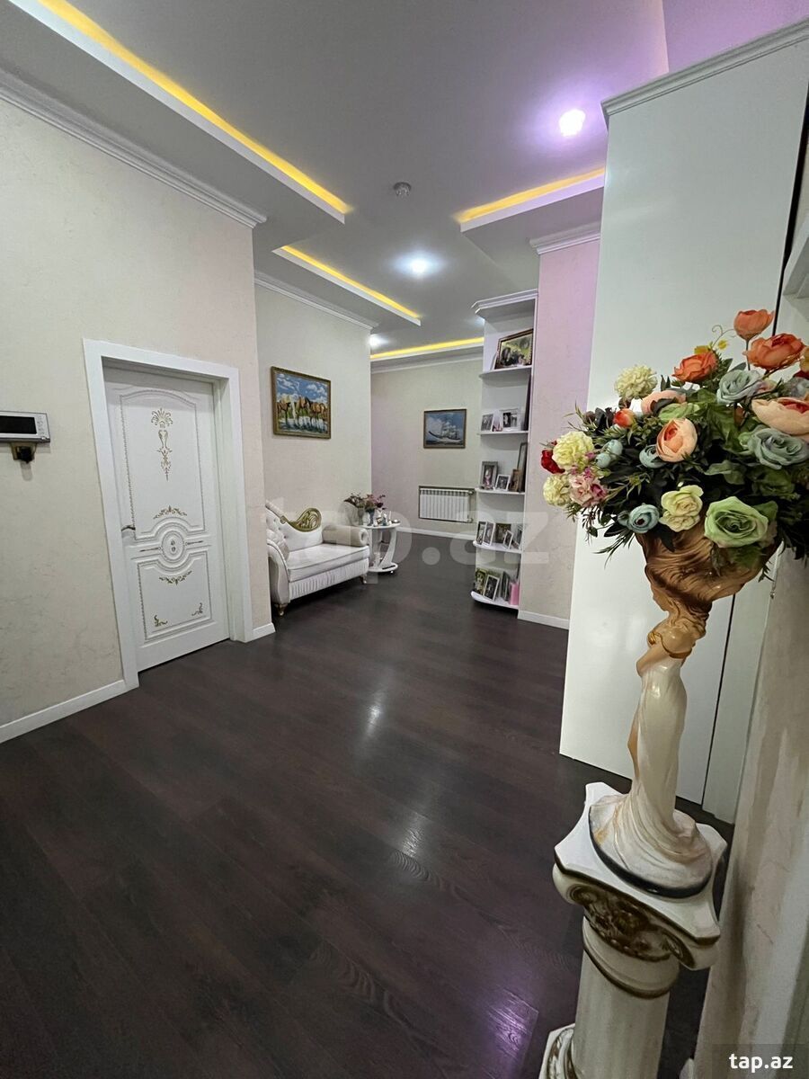3-otaqlı yeni tikili, Həzi Aslanov m., 141 m²