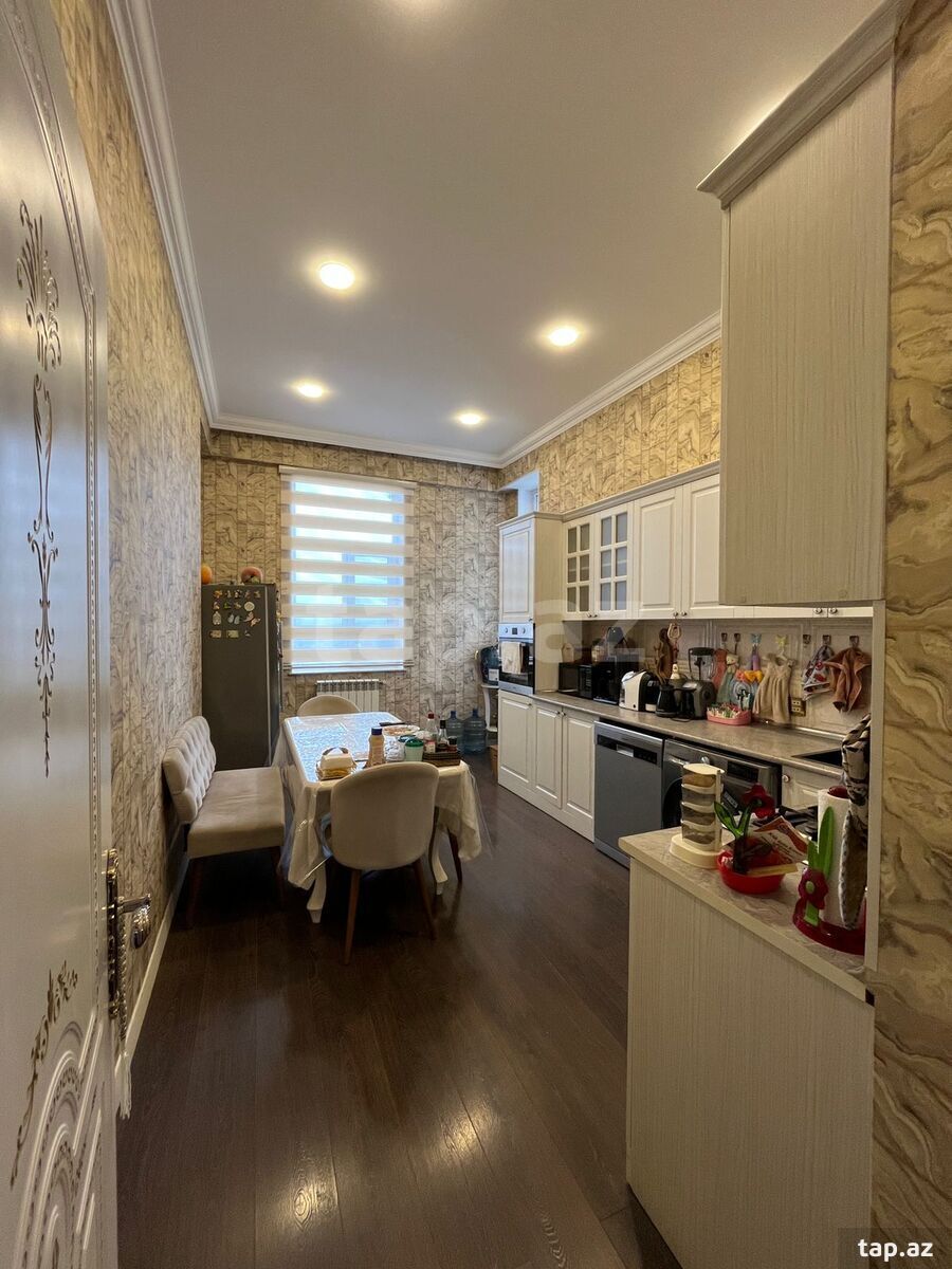 3-otaqlı yeni tikili, Həzi Aslanov m., 141 m²