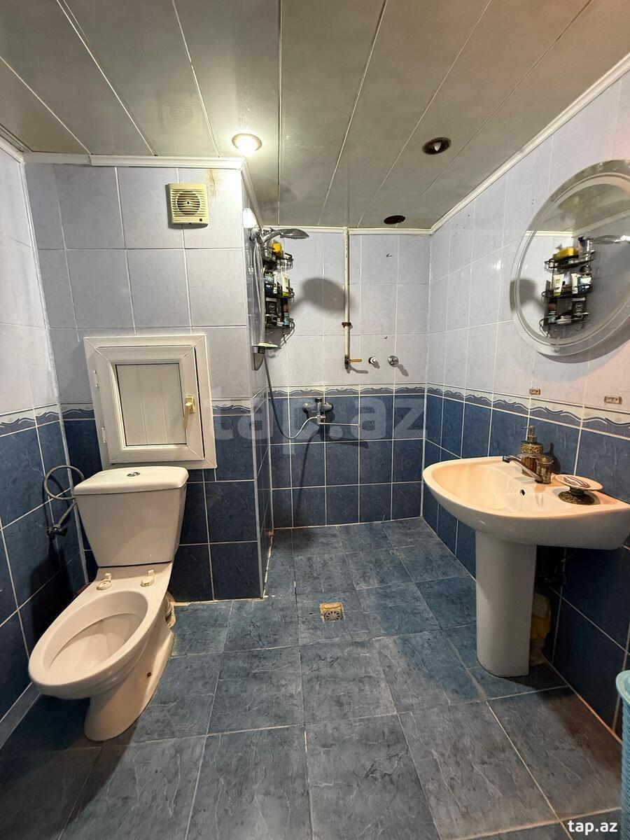 3-otaqlı mənzil, Cəmşid Naxçivanski küç., 80 m²