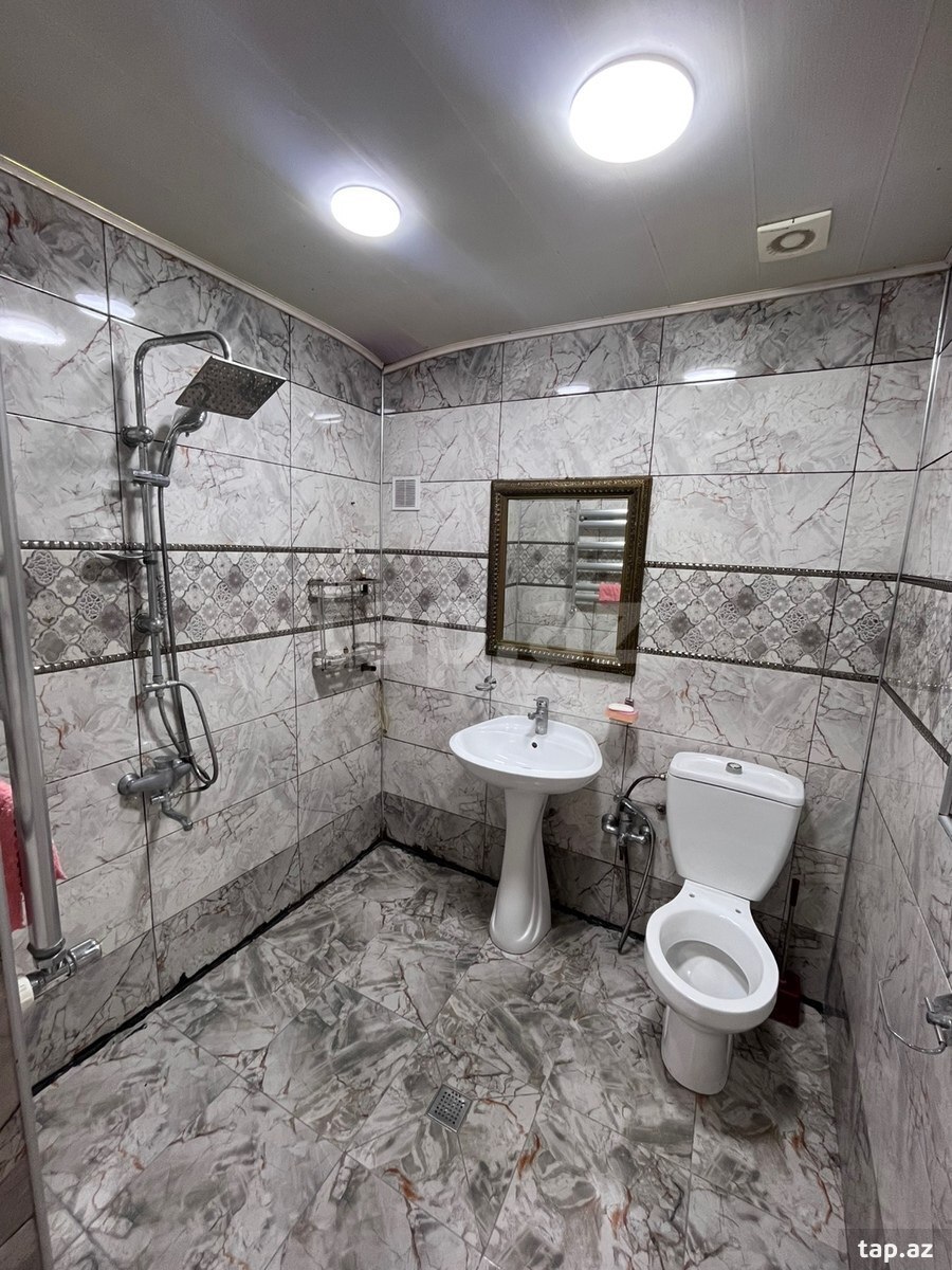 4-otaqlı mənzil kirayə verilir, Abbas Zamanov küç., 110 m²