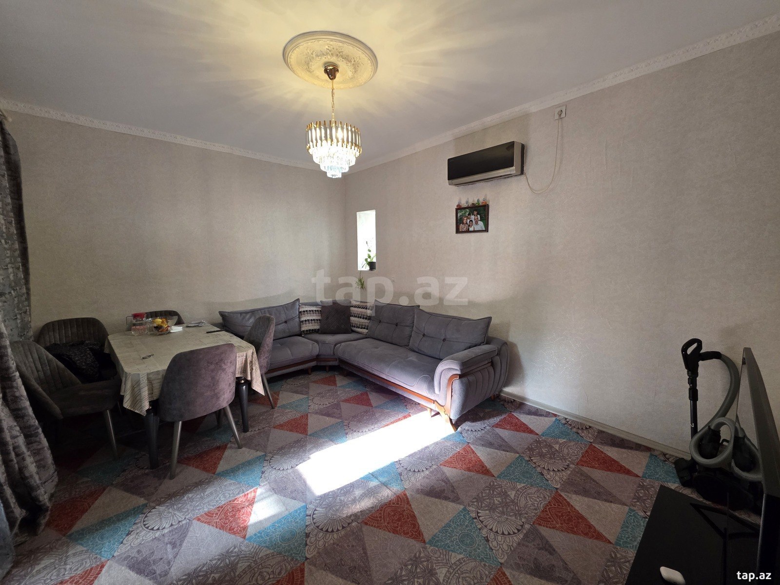 2-otaqlı mənzil, 28 May m., 33 m²
