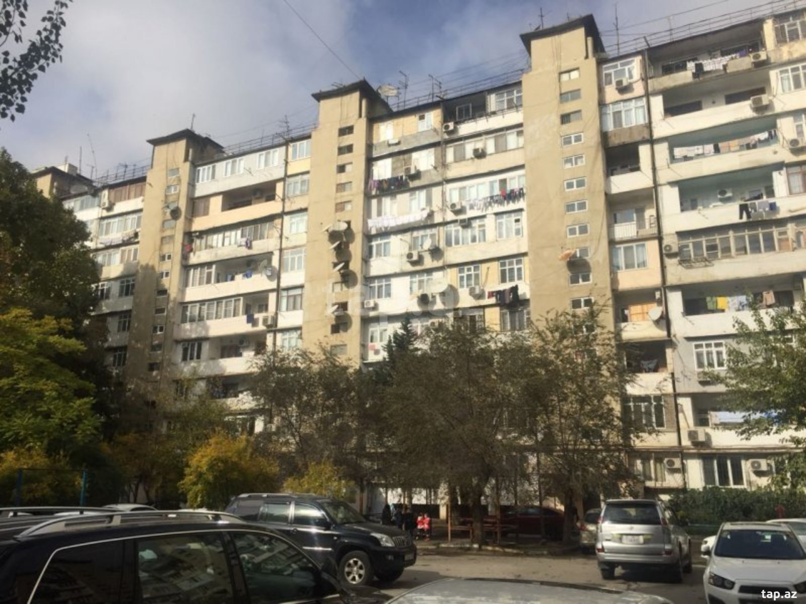 2-комн. квартира на продажу, 8-й микрорайон, Баку