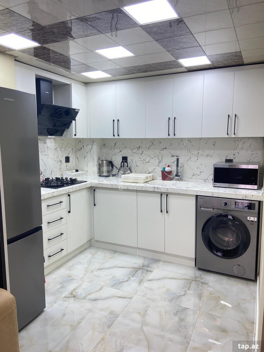 3-otaqlı mənzil kirayə verilir, Sahil m., 60 m²