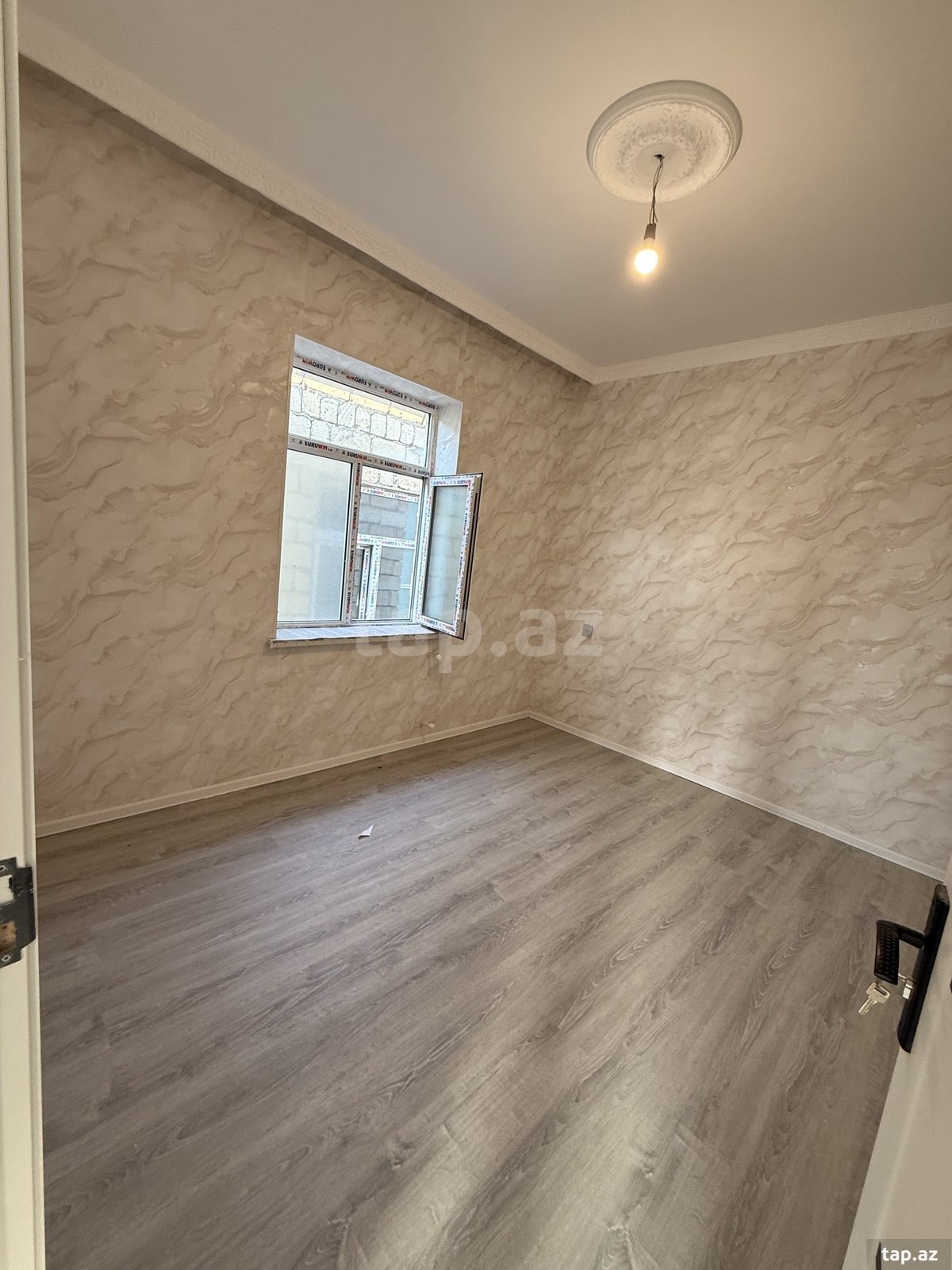 5-otaqlı yeni tikili, Xırdalan ş., 150 m²