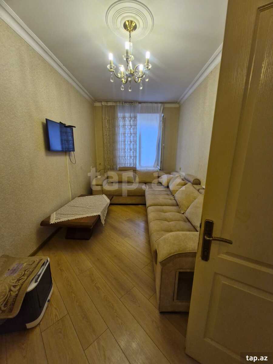 3-otaqlı mənzil, Parlament pr., 90 m²
