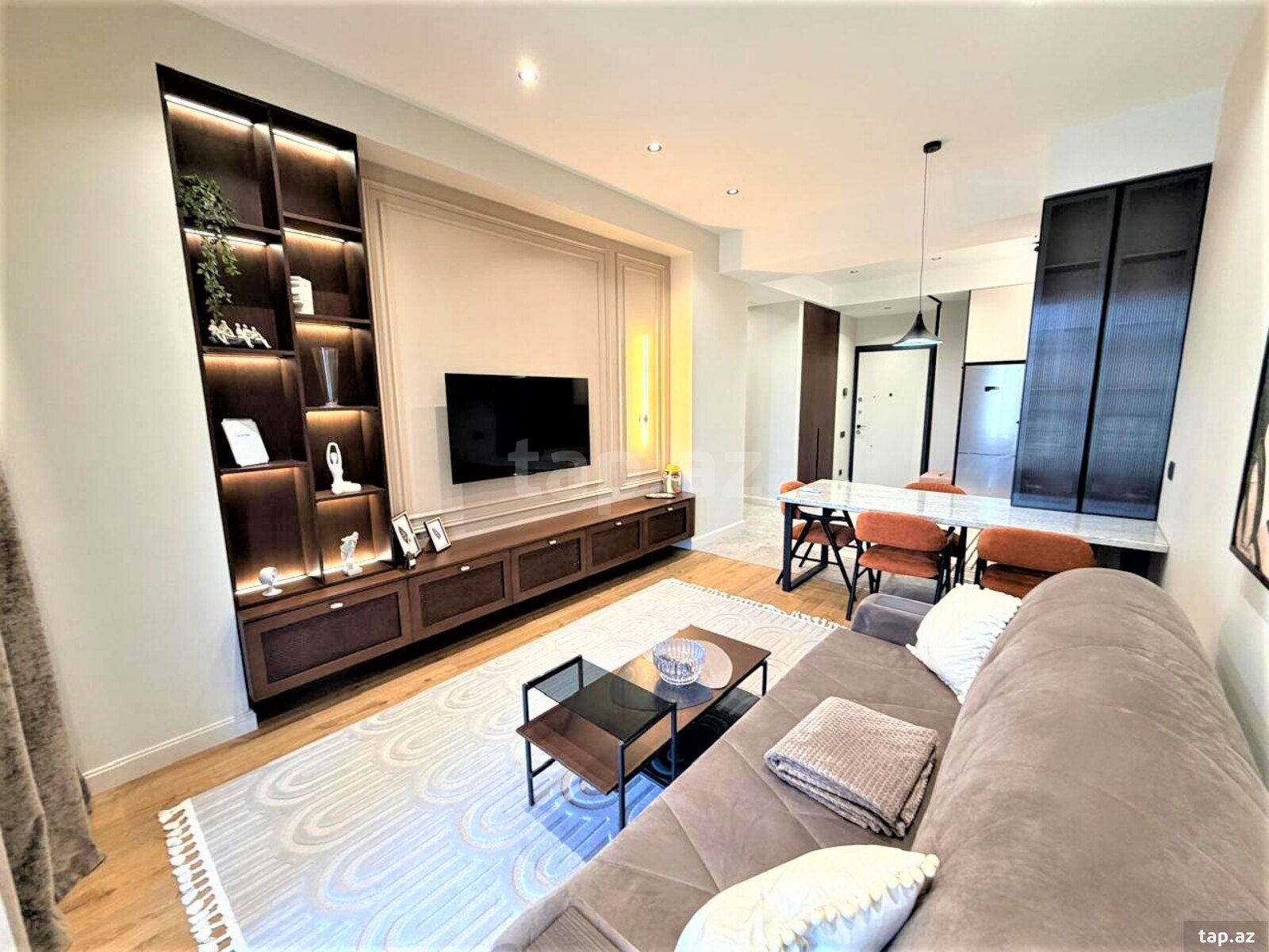 2-otaqlı yeni tikili kirayə verilir, Mərkəzi Bulvar küç., 90 m²